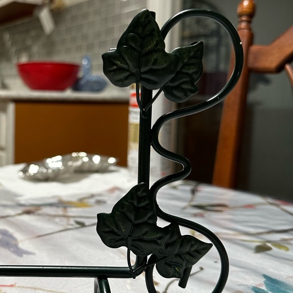 Photo holder $9 - Picture 2 of 2